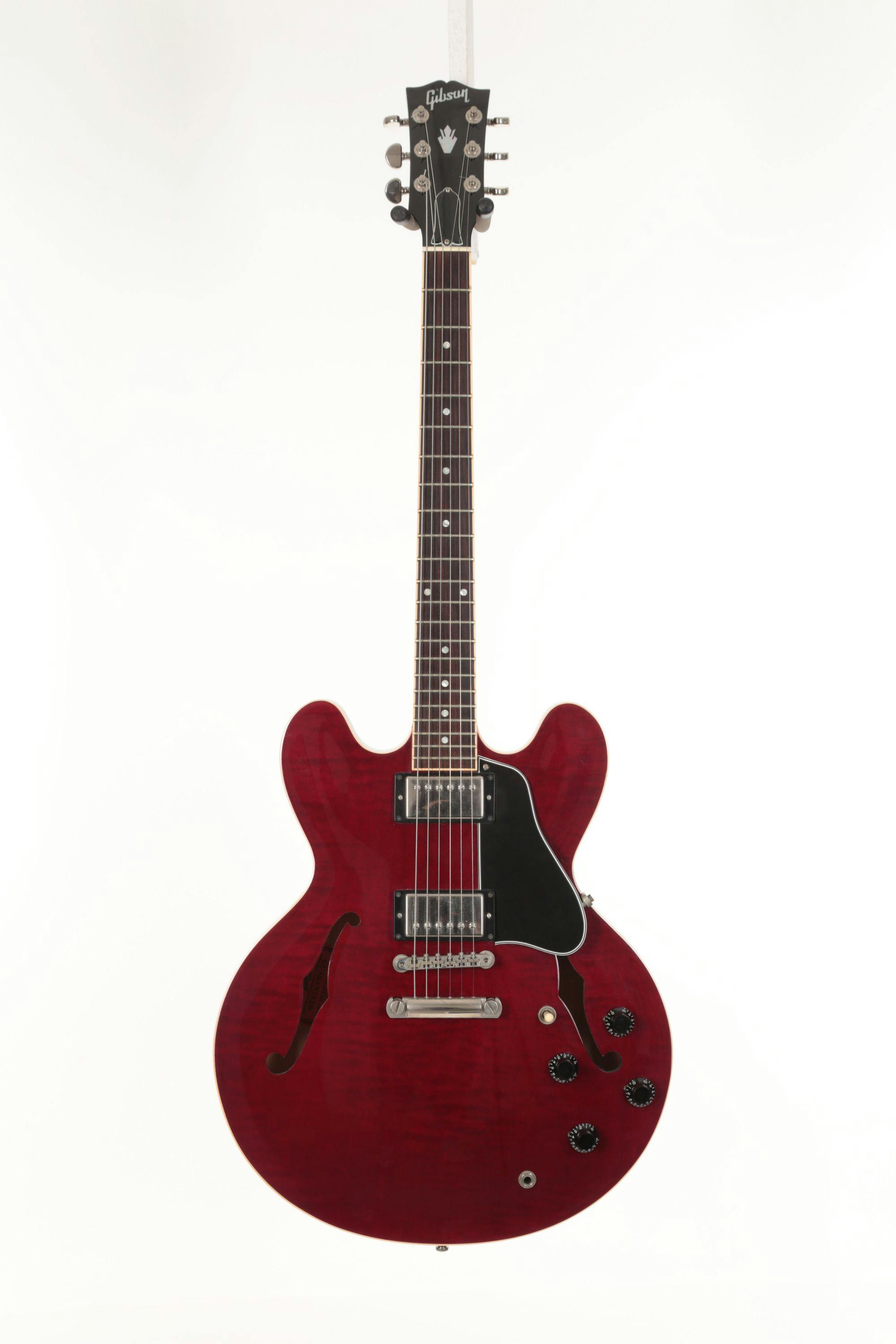 second-hand-gibson-es-335-in-figured-cherry-andertons-music-co